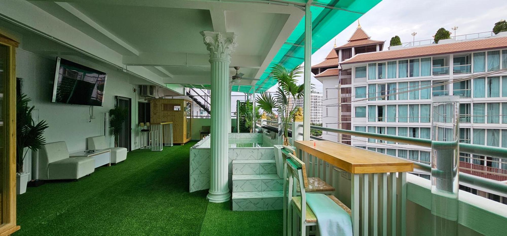 Xcess Residence Pattaya Exteriör bild