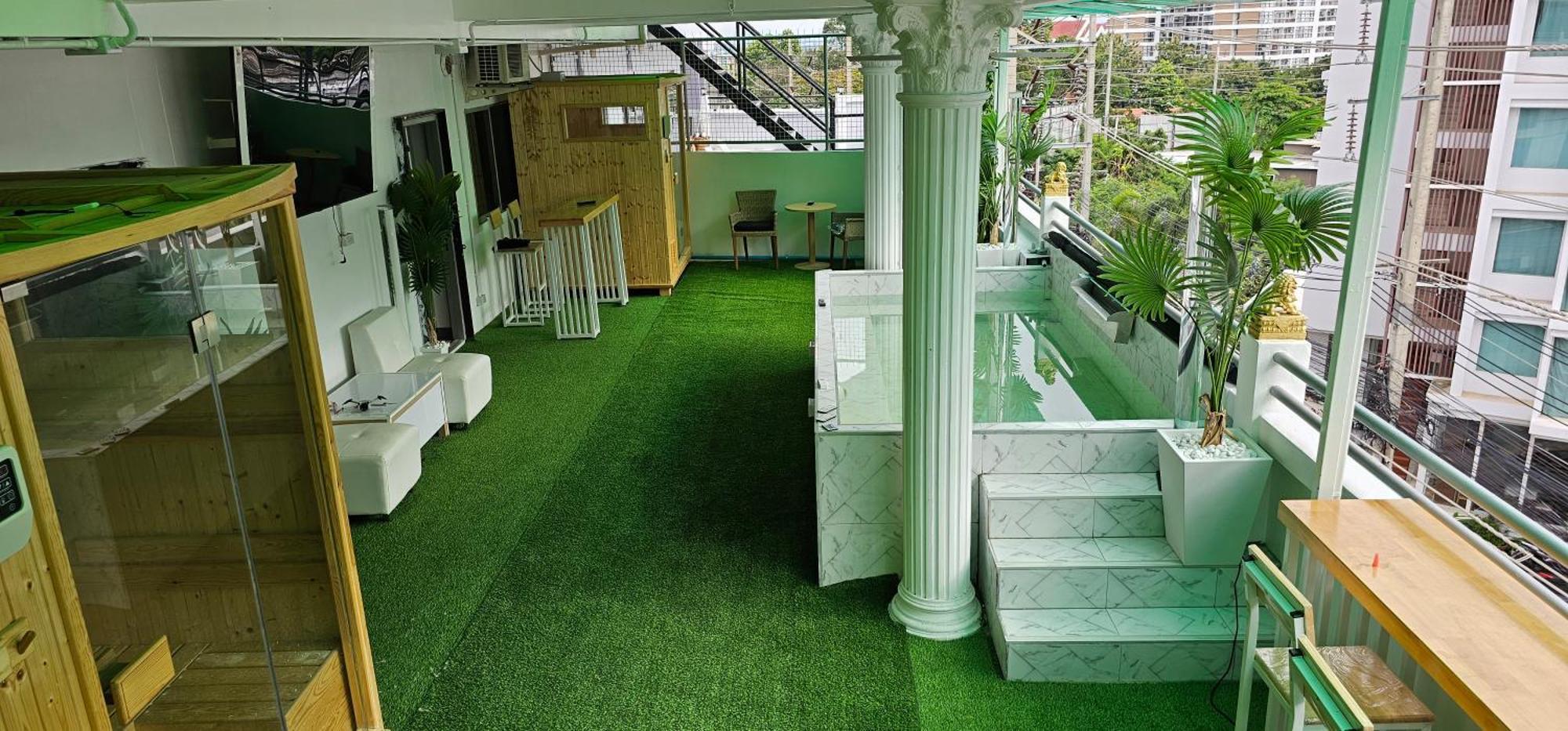 Xcess Residence Pattaya Exteriör bild
